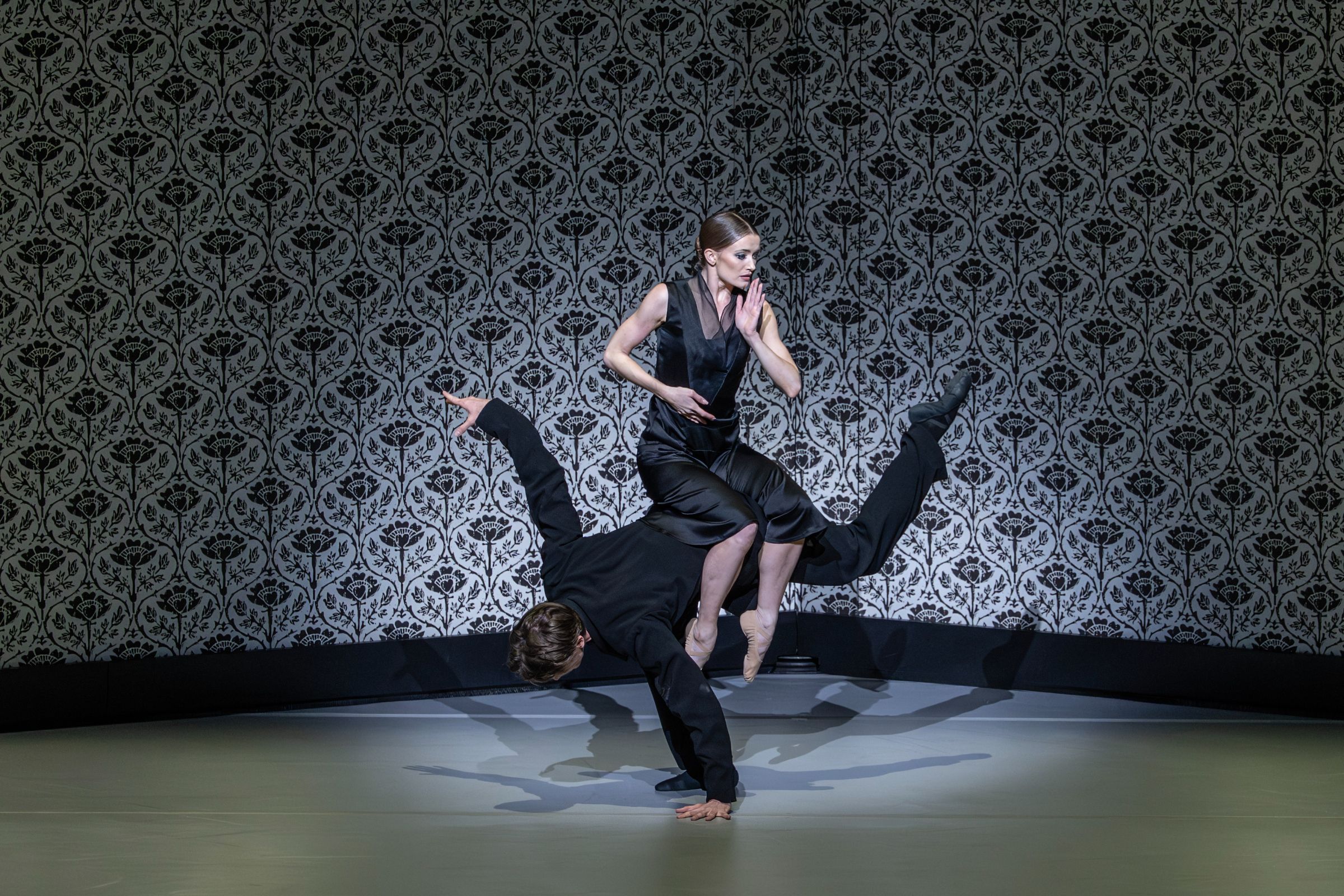Anna Rose O’Sullivan and Vadim Muntagirov in <i>Shoot the Moon</i> &copy; The Royal Ballet 2026. Johan Persson