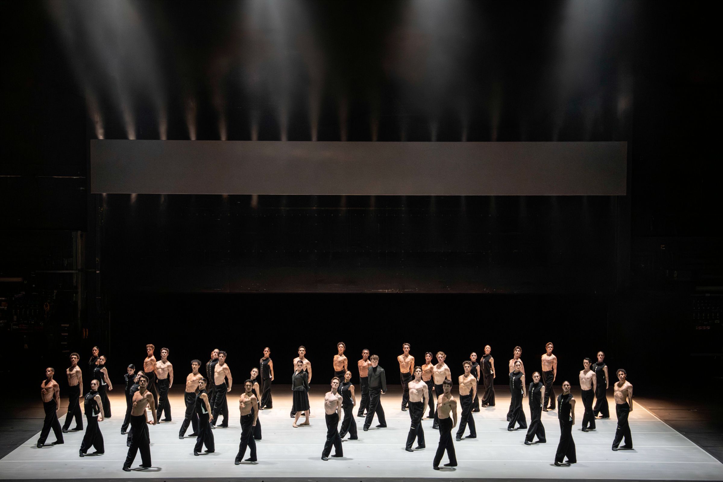 Artists of The Royal Ballet in <i>Salle de danse</i> &copy; The Royal Ballet 2026. Johan Persson