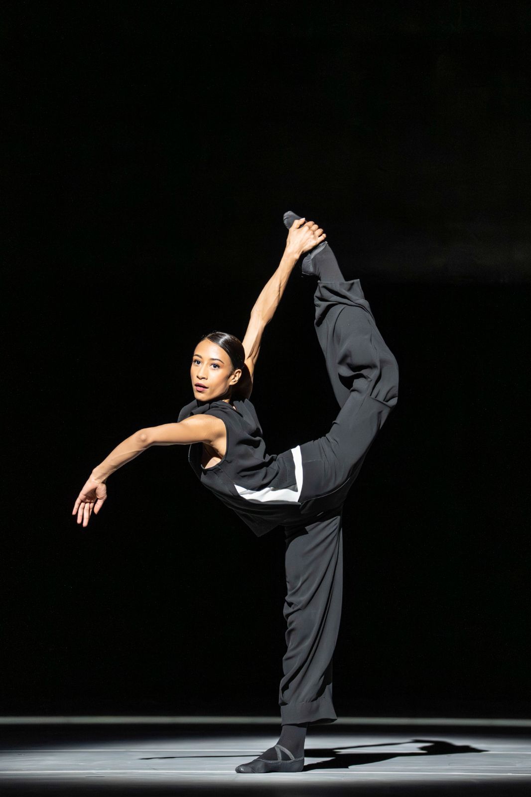 Marianna Tsembenhoi in <i>Salle de danse</i> &copy; The Royal Ballet 2026. Johan Persson