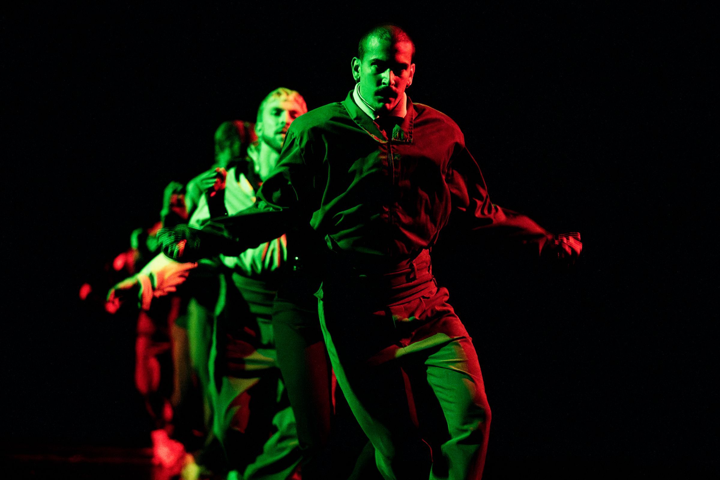 Rambert in <i>Hop(e)storm</i> by (La) Horde © Hugo Glendinning
