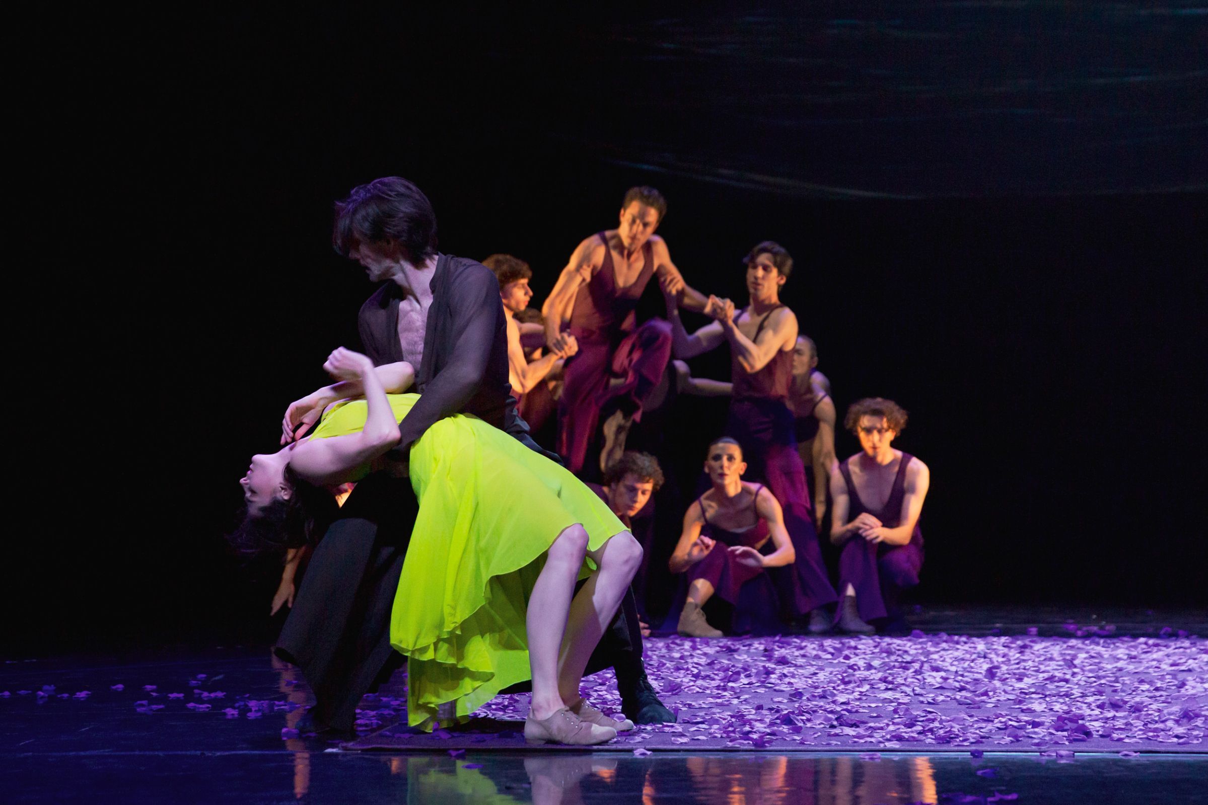 Polish National Ballet in Izadora Weiss’ <i>Delusions</i> (Roksana) &copy; Ewa Krasucka