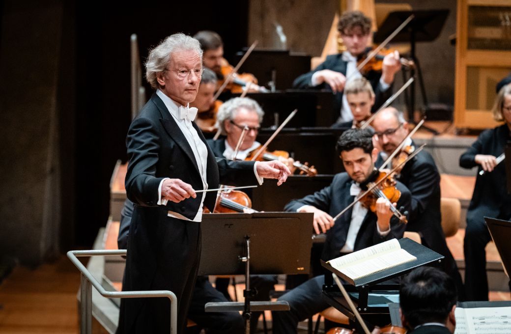 Franz Welser-M&ouml;st conducts the Berliner Philharmoniker &copy; Stephan Rabold