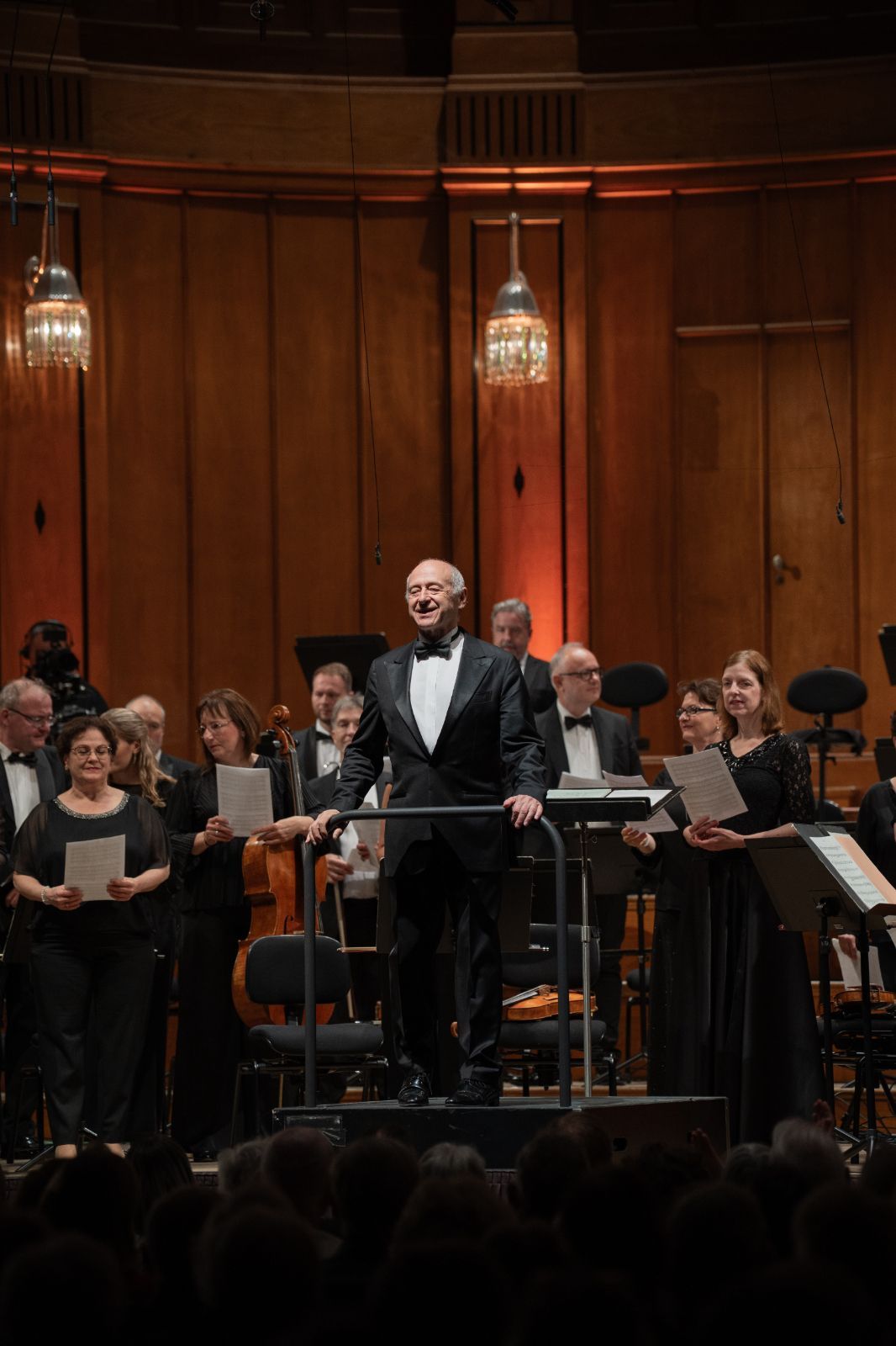 Iván Fischer mit dem Budapest Festival Orchestra &copy; Julia Milberger