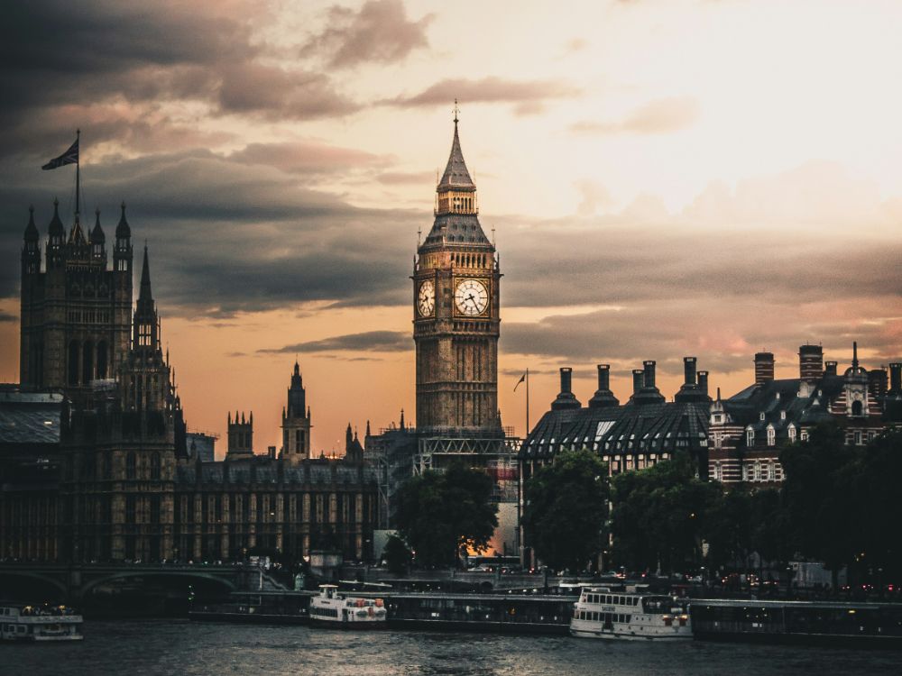 London &copy; Luke Stackpole | Unsplash