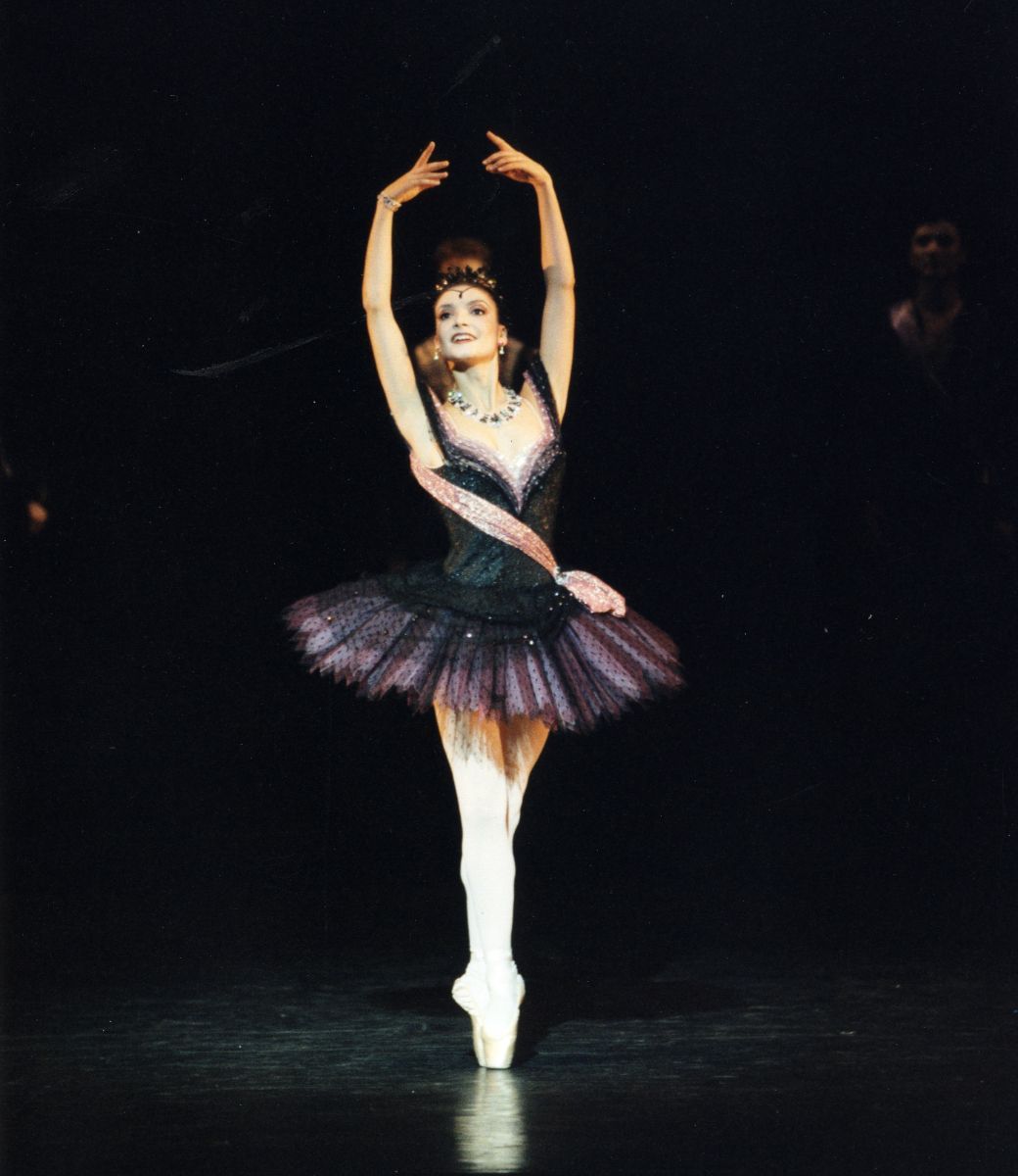 Monica Zamora in Ashton&rsquo;s <i>Birthday Offering</i> &copy; Bill Cooper, 1995