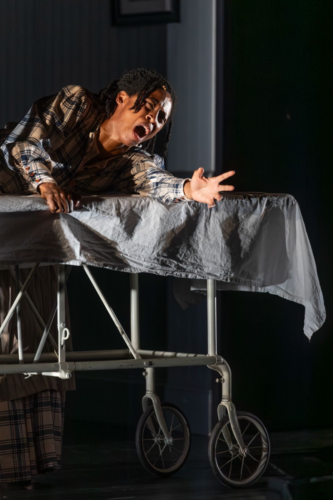 Taylor-Alexis Dupont (Lizzie) © Eric Forget Photography