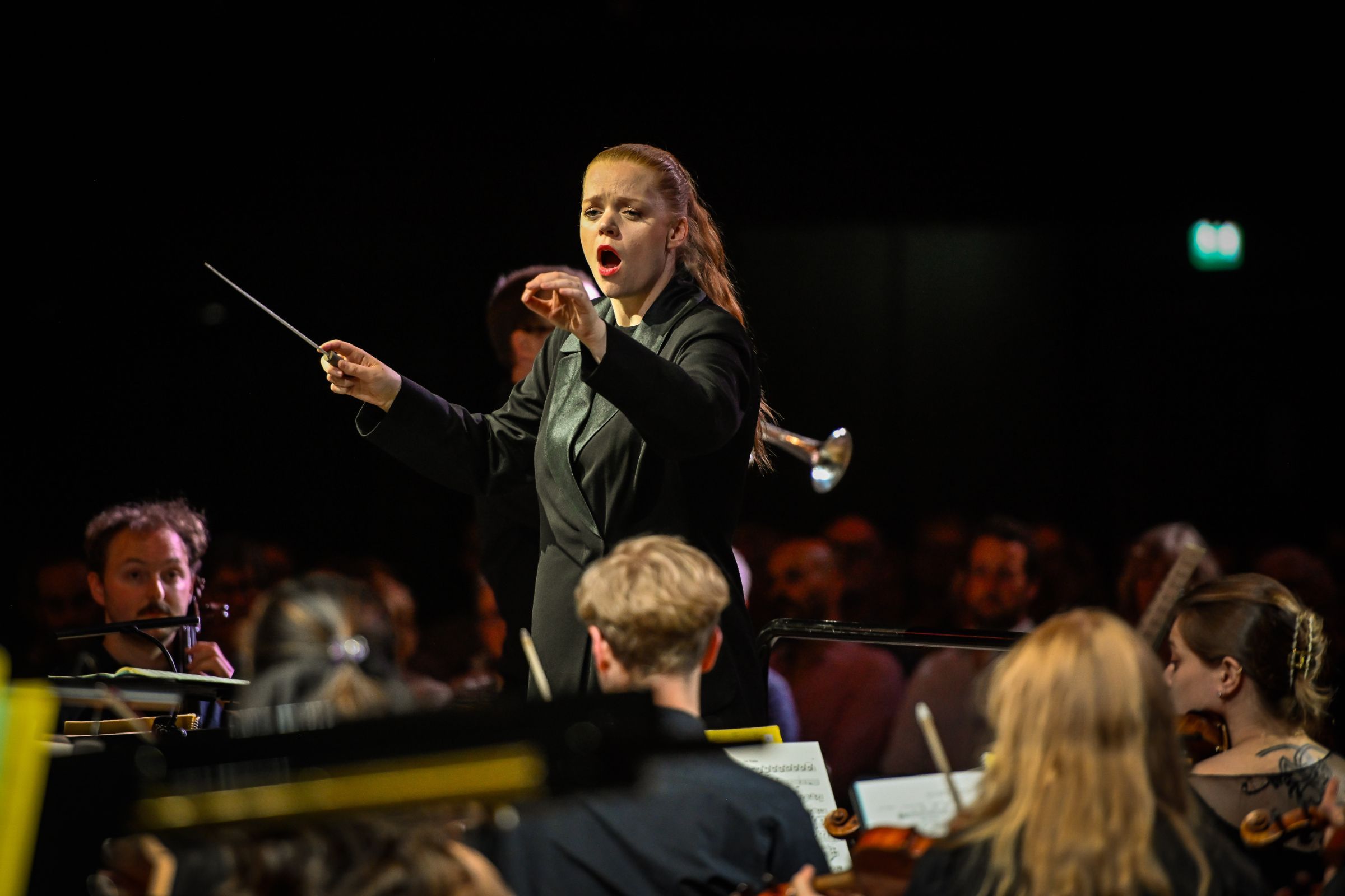 Ingunn Korsgård Hagen conducts Chromatica Orchestra &copy; Monika Jakubowska