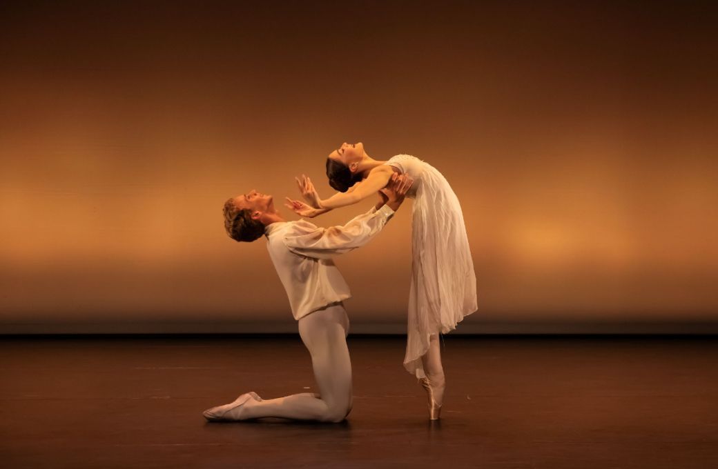 The Royal Ballet School students perform <i>Romeo and Juliet</i> by Kenneth MacMilllan © The Royal Ballet School. Photographed by Rachel Cherry