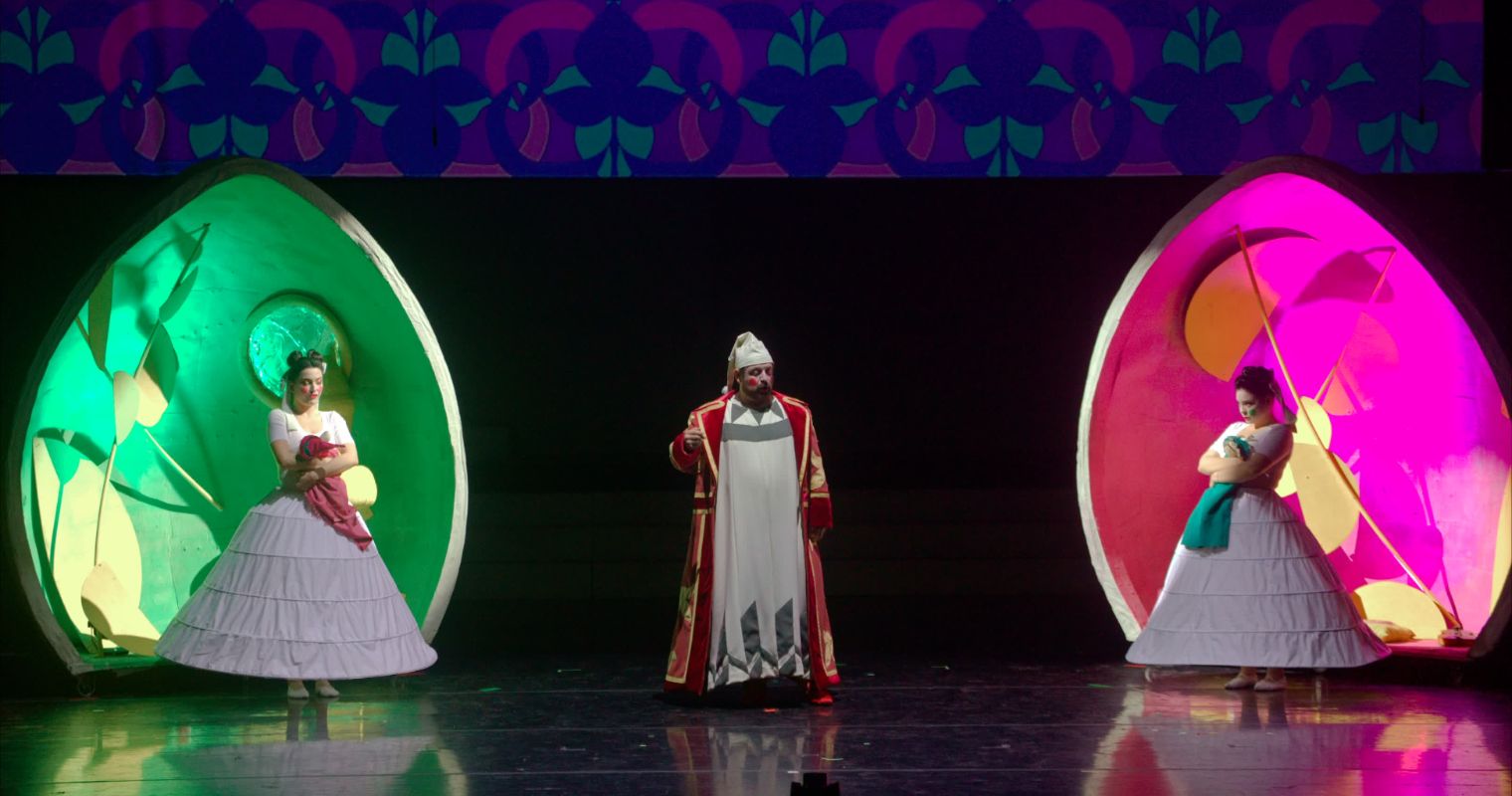 Galați <i>Cenerentola</i> lights up the Bucharest stage © Andrei Grigore