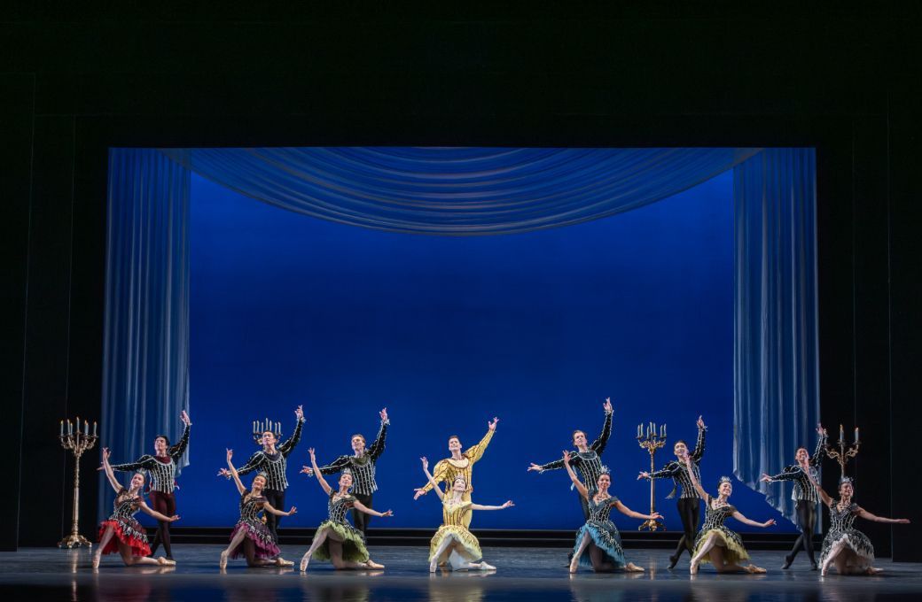 Birmingham Royal Ballet in Sir Frederick Ashton’s <i>Birthday Offering</i> &copy; Johan Persson