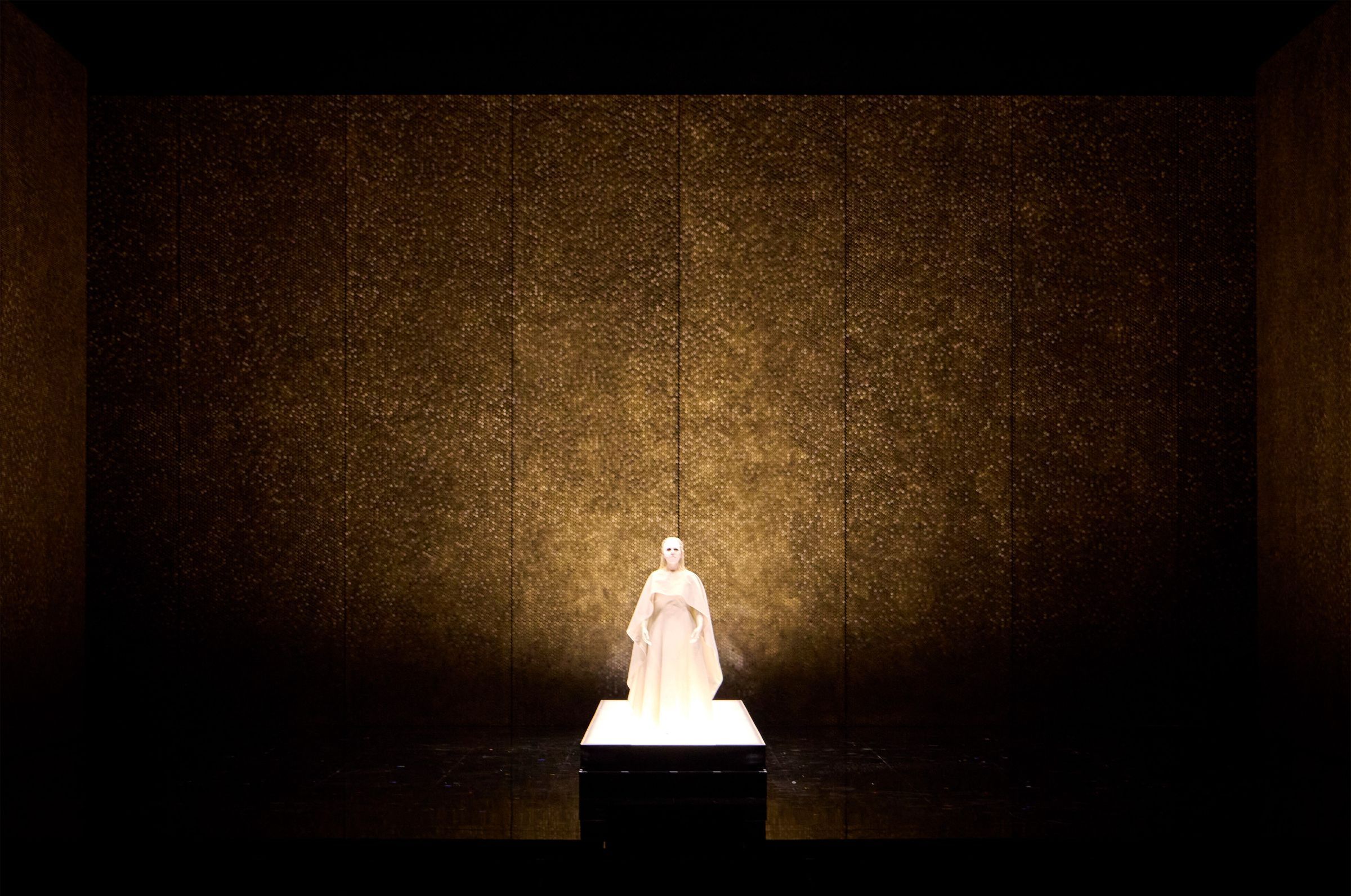Christina Nilsson (Elisabeth) &copy; Herwig Prammer
