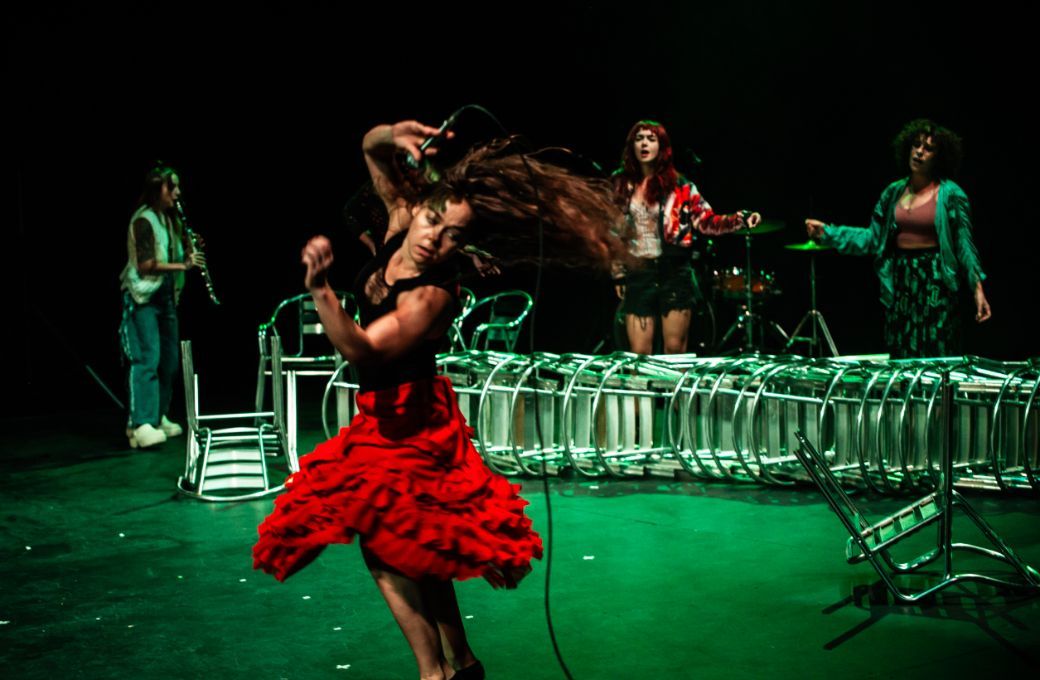 Rocío Molina in <i>Calentamiento</i> © Simone Fratini