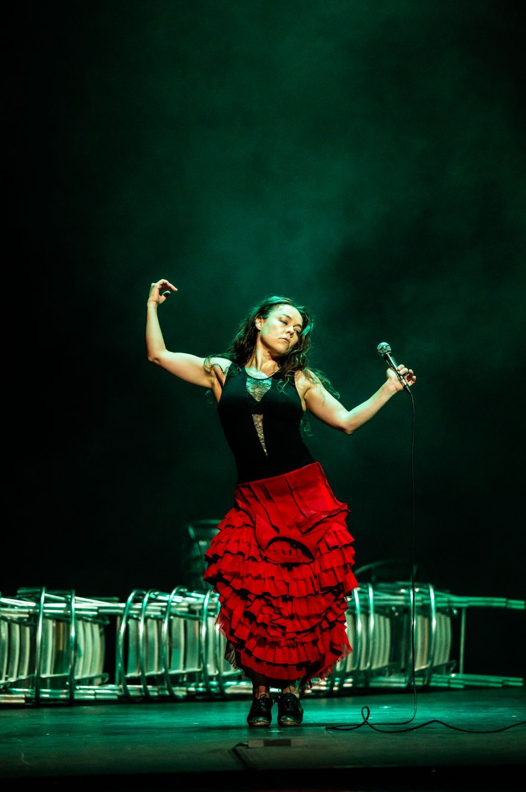 Rocío Molina in <i>Calentamiento</i> © Simone Fratini