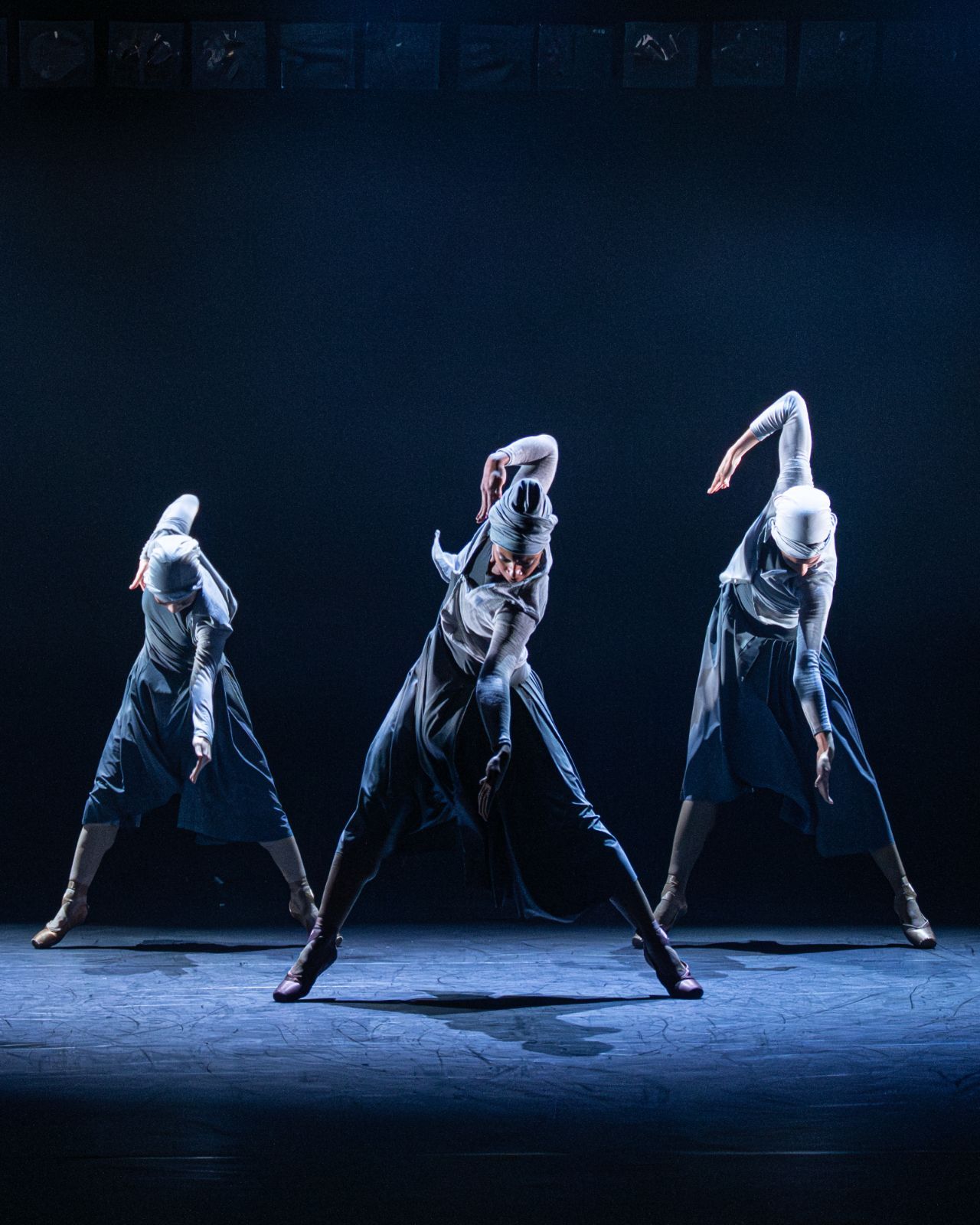 Ballet Black in Mthuthuzeli November’s <i>Ingoma</i> © Photography by ASH