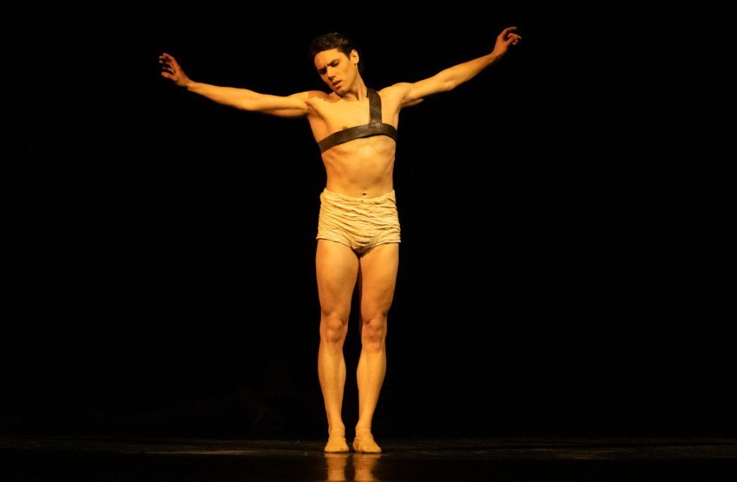 Alessandro Casà in Mauro Bigonzetti’s <i>Caravaggio</i> © Rosellina Garbo