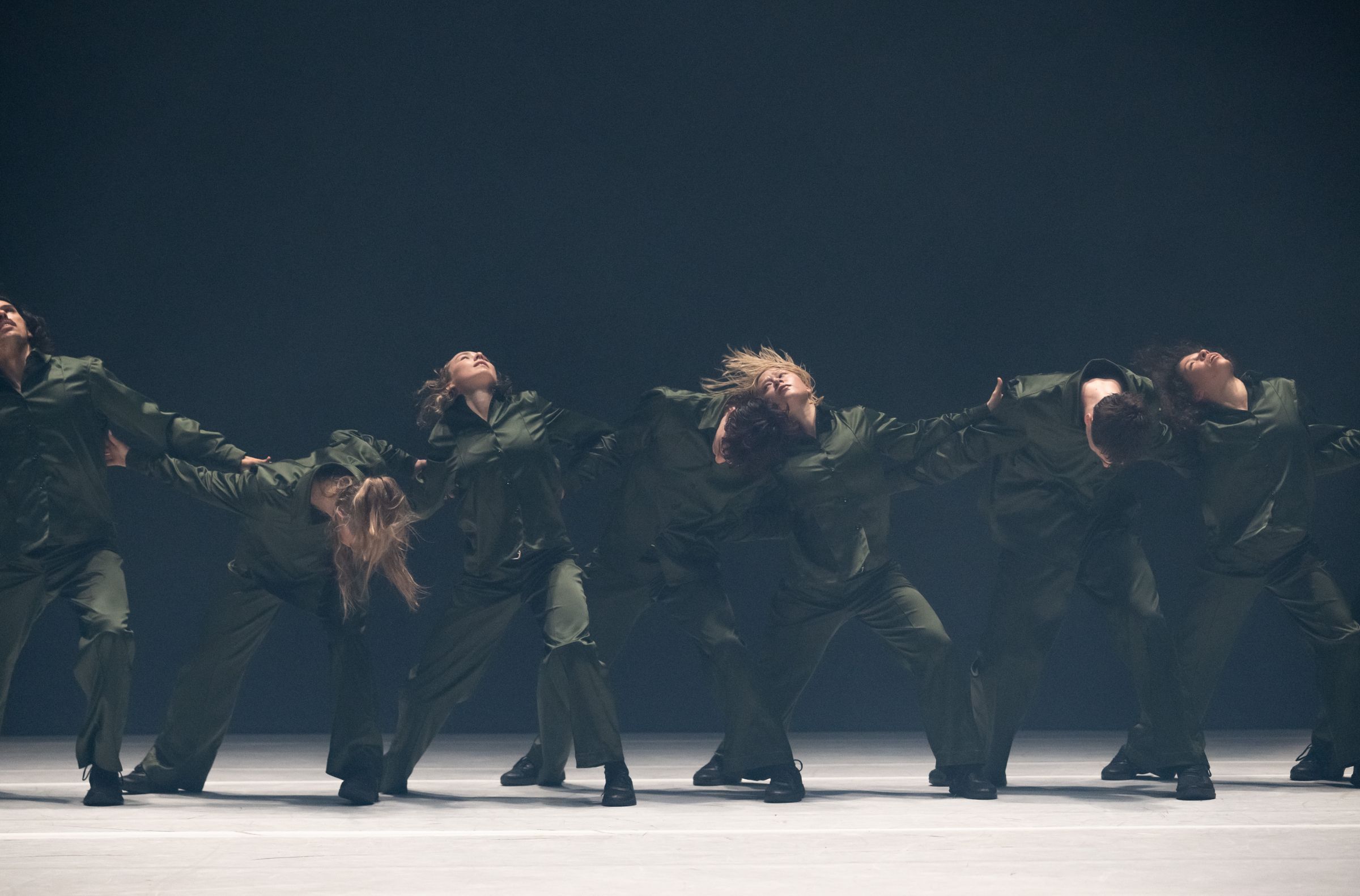 Sydney Dance Company in <i>The Mass Ornament</i> by Fran Díaz © Wendell Teodoro