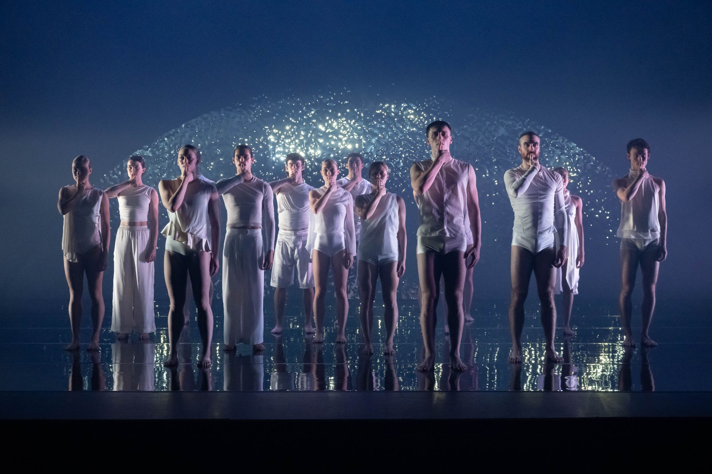 Sydney Dance Company in <i>The Journey Itself Is Home</i> by Rafael Bonachela © Wendell Teodoro