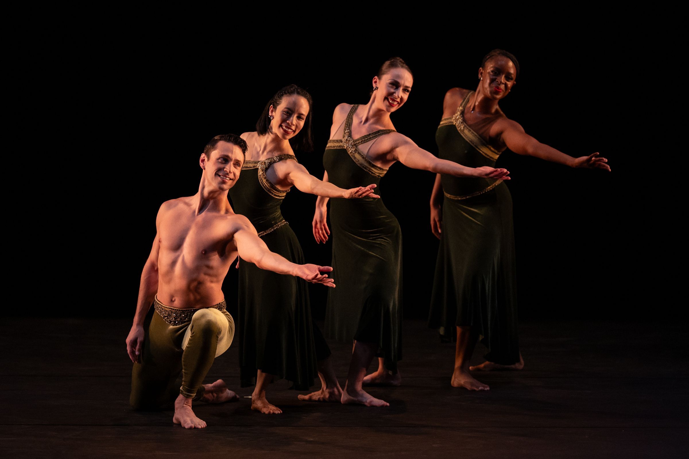 Paul Taylor Dance Company in <i>Brandenburgs</i> © Grace Copeland