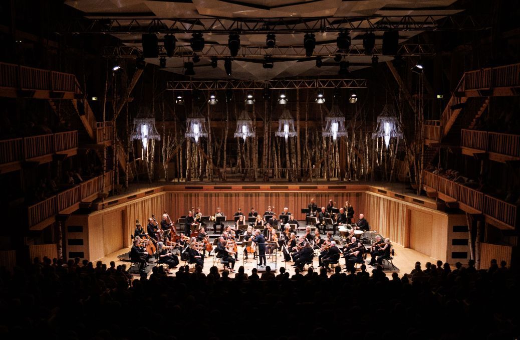 Le Chamber Orchestra of Europe dans la Grange au Lac &agrave; Evian &copy; Les M&eacute;l&egrave;zes - Matthieu Joffres