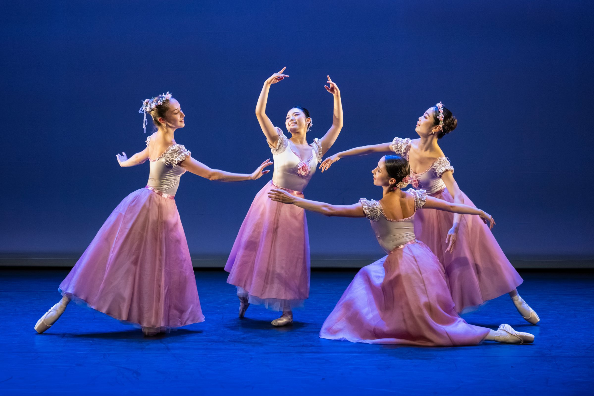 Annabel Foster, Hana Toyama, Mei Abe and Lyla Ireland in <i>Pas de Quatre</i> &copy; Foteini Christofilopoulou