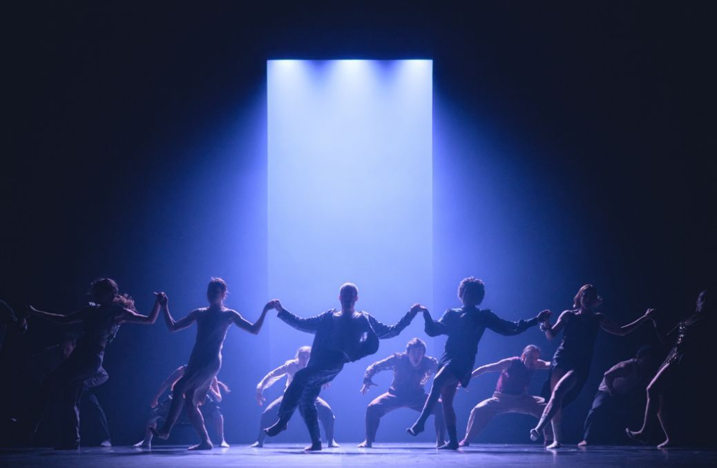 <i>Theatre of Dreams</i> de Hofesh Shechter au Théâtre de la Ville © Tom Visser