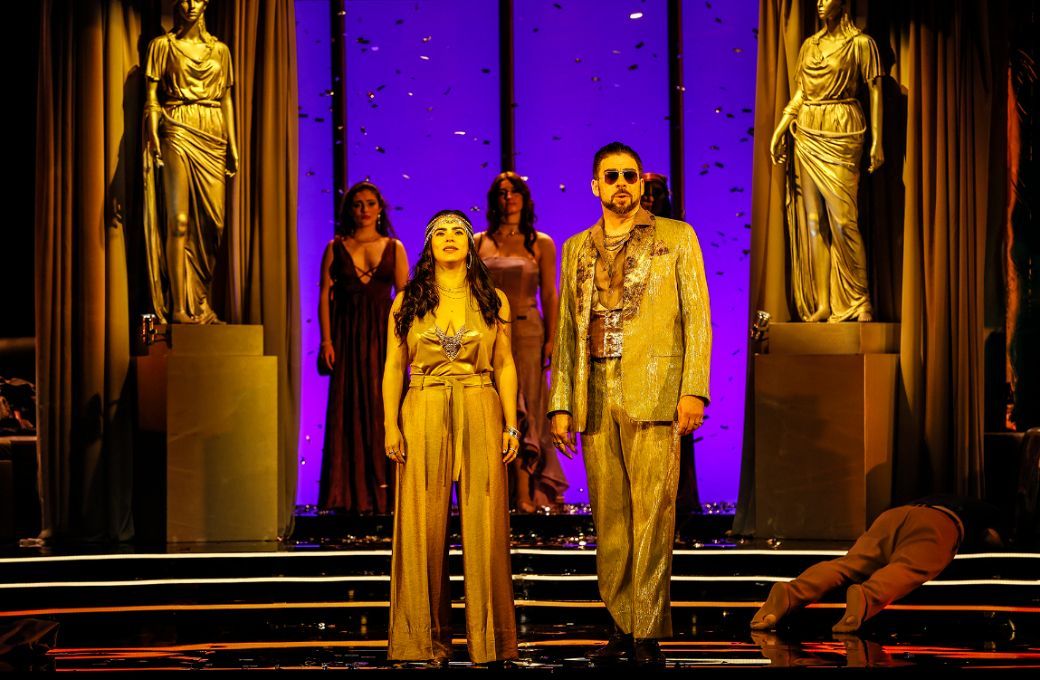 Meechot Marrero (Poppea) and Samuel Dundas (Nerone) &copy; Jeff Busby