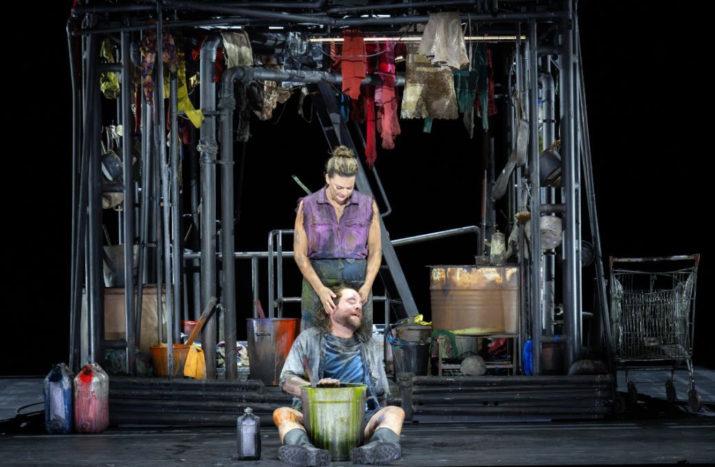 Brian Mulligan (Barak), Ambur Braid (Barak's wife) &copy; Festival d&rsquo;Aix-en-Provence 2026 | Monika Rittershaus