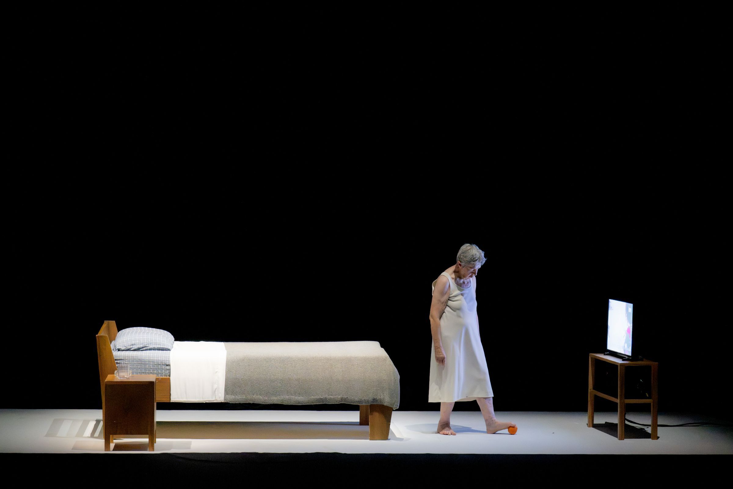 Le <i>Requiem</i> mis en scène par Romeo Castellucci à Aix-en-Provence &copy; Monika Rittershaus