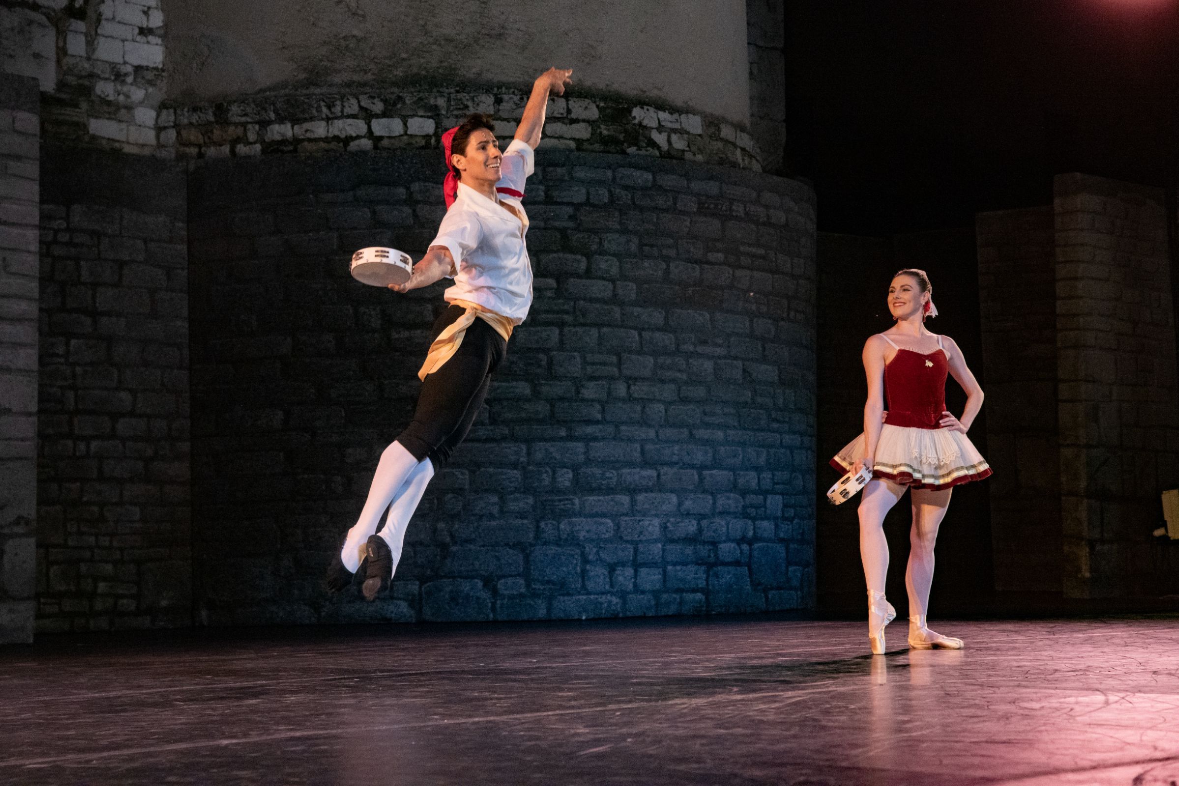 Roman Mejia and Tiler Peck in George Balanchine’s <i>Tarantella</i> &copy; Damiano Mongelli