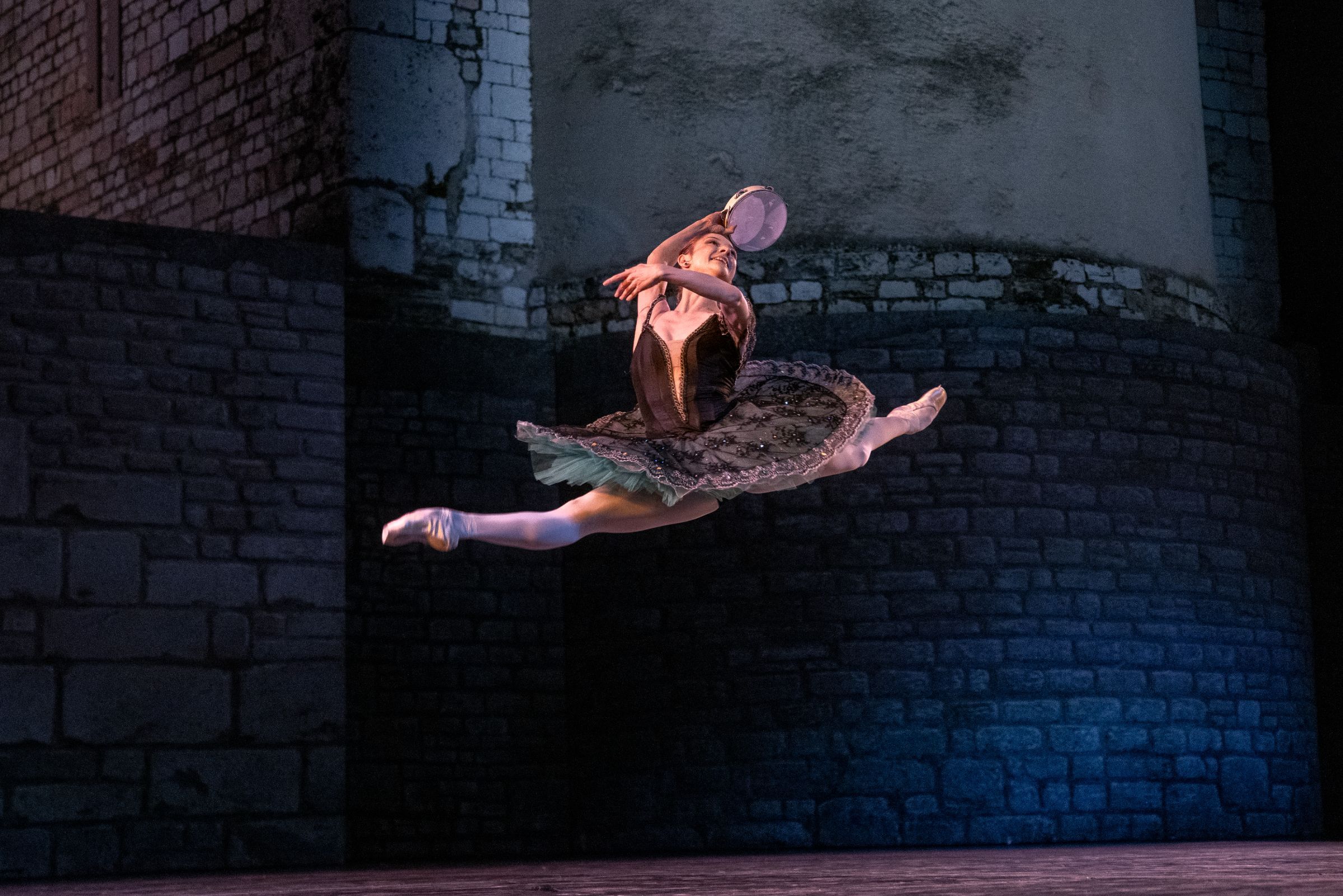 Madison Young in <i>La Esmeralda</i> &copy; Damiano Mongelli
