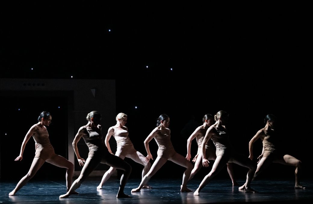 Paris Opera Ballet in Micaela Taylor&rsquo;s <i>Dreams This Way</i> &copy; Julien Benhamou