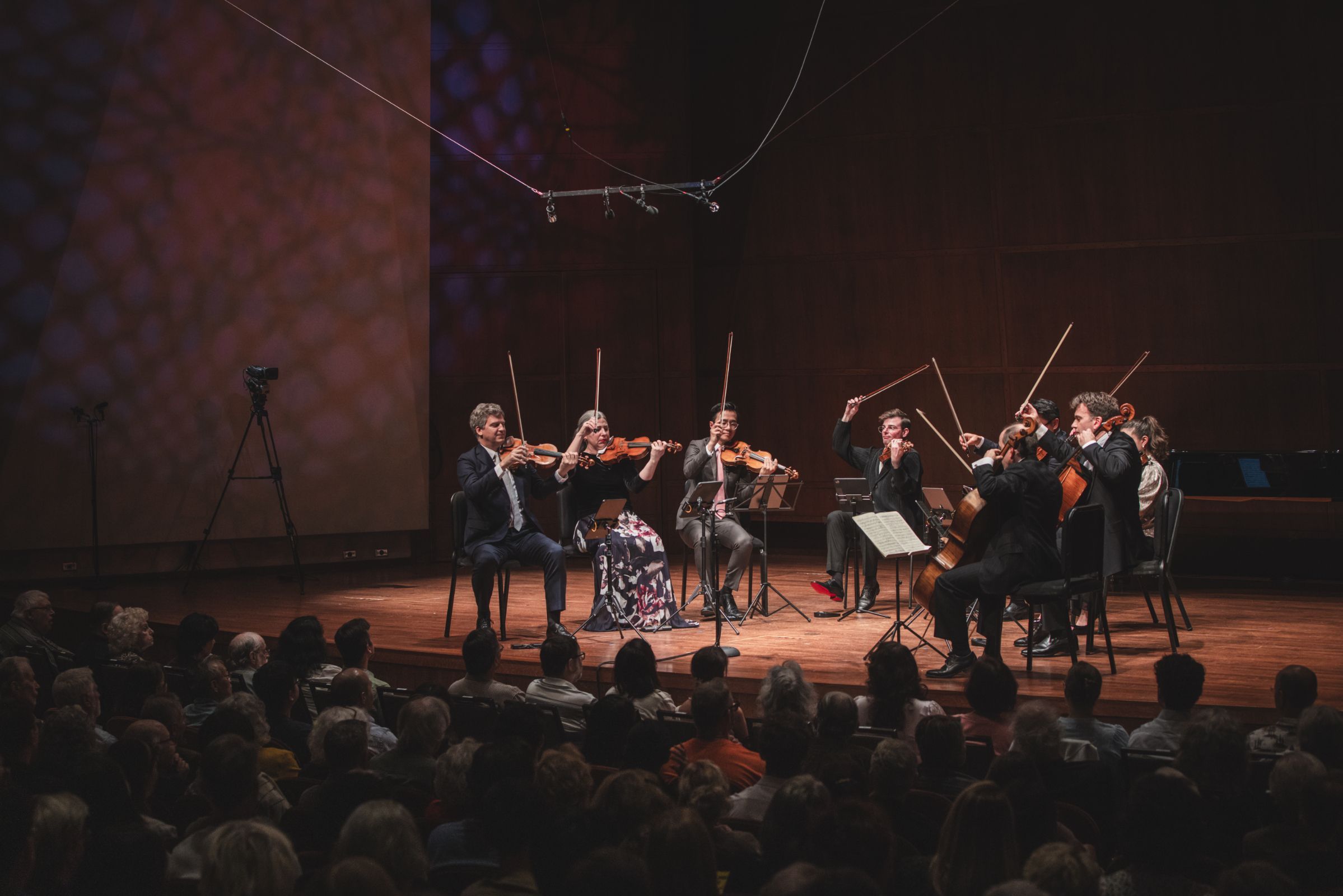 James Ehnes leads Mendelssohn’s <i>Octet</i> &copy; Jena Poppe