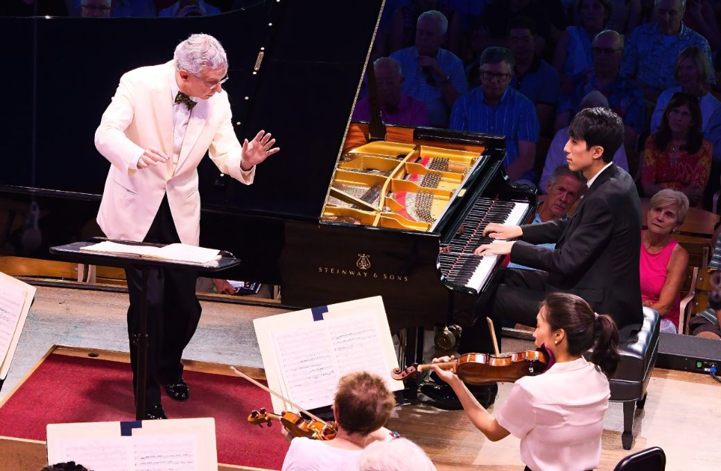 Fabio Luisi, Eric Lu and the Boston Symphony Orchesta &copy; Hilary Scott, courtesy of the BSO