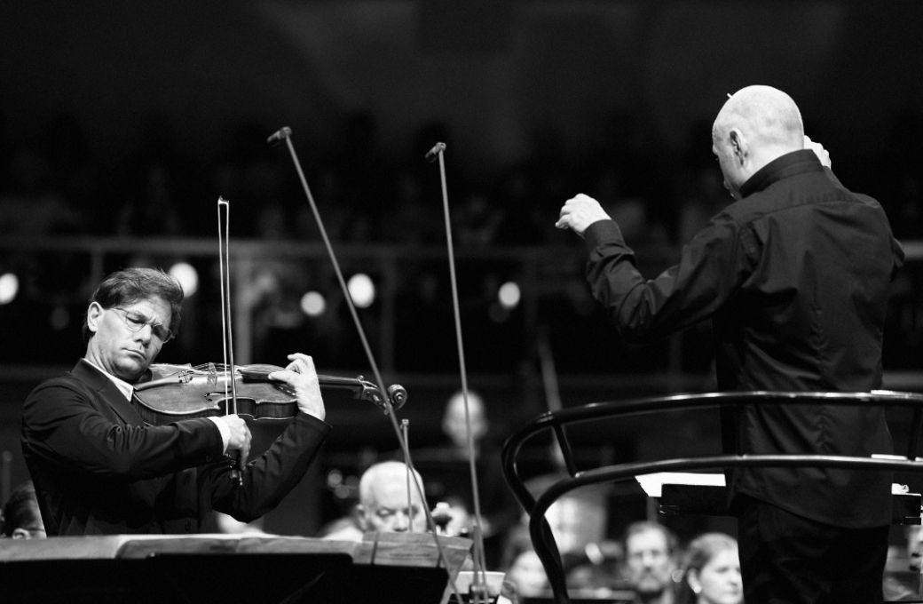 Amihai Grosz, Paavo J&auml;rvi and the Estonian Festival Orchestra &copy; Kaupo Kikkas