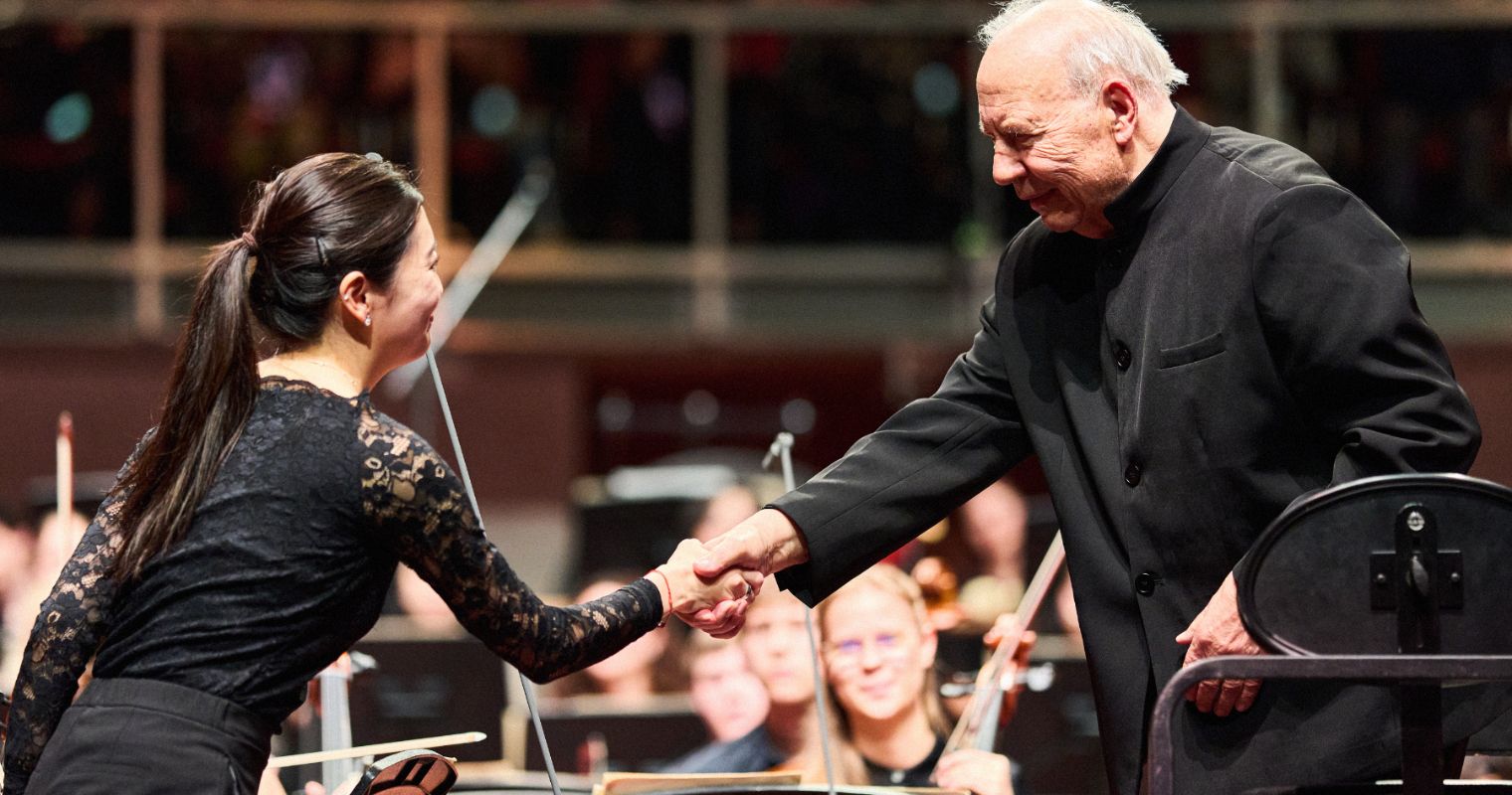 Neeme Järvi and his orchestra of young musicians open the Pärnu Music Festival © Kaupo Kikkas