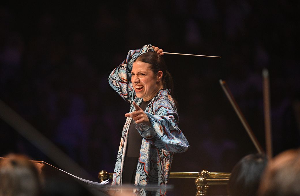 Dalia Stasevska conducts the BBC Symphony Orchestra © BBC | Chris Christodoulou