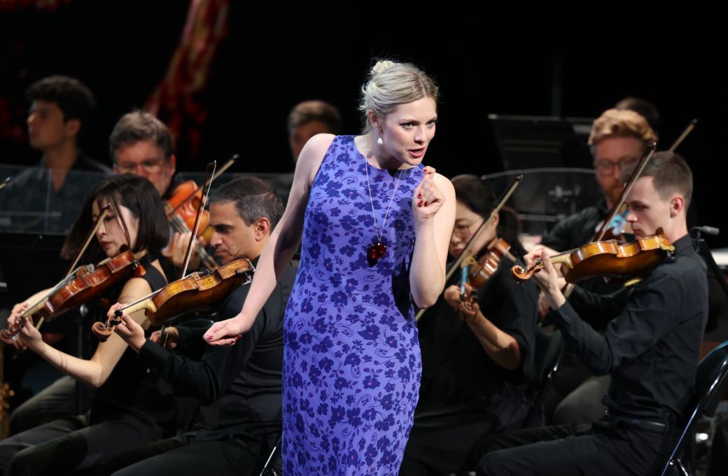 Rebecka Wallroth (Dorabella) © Anne du Chastel