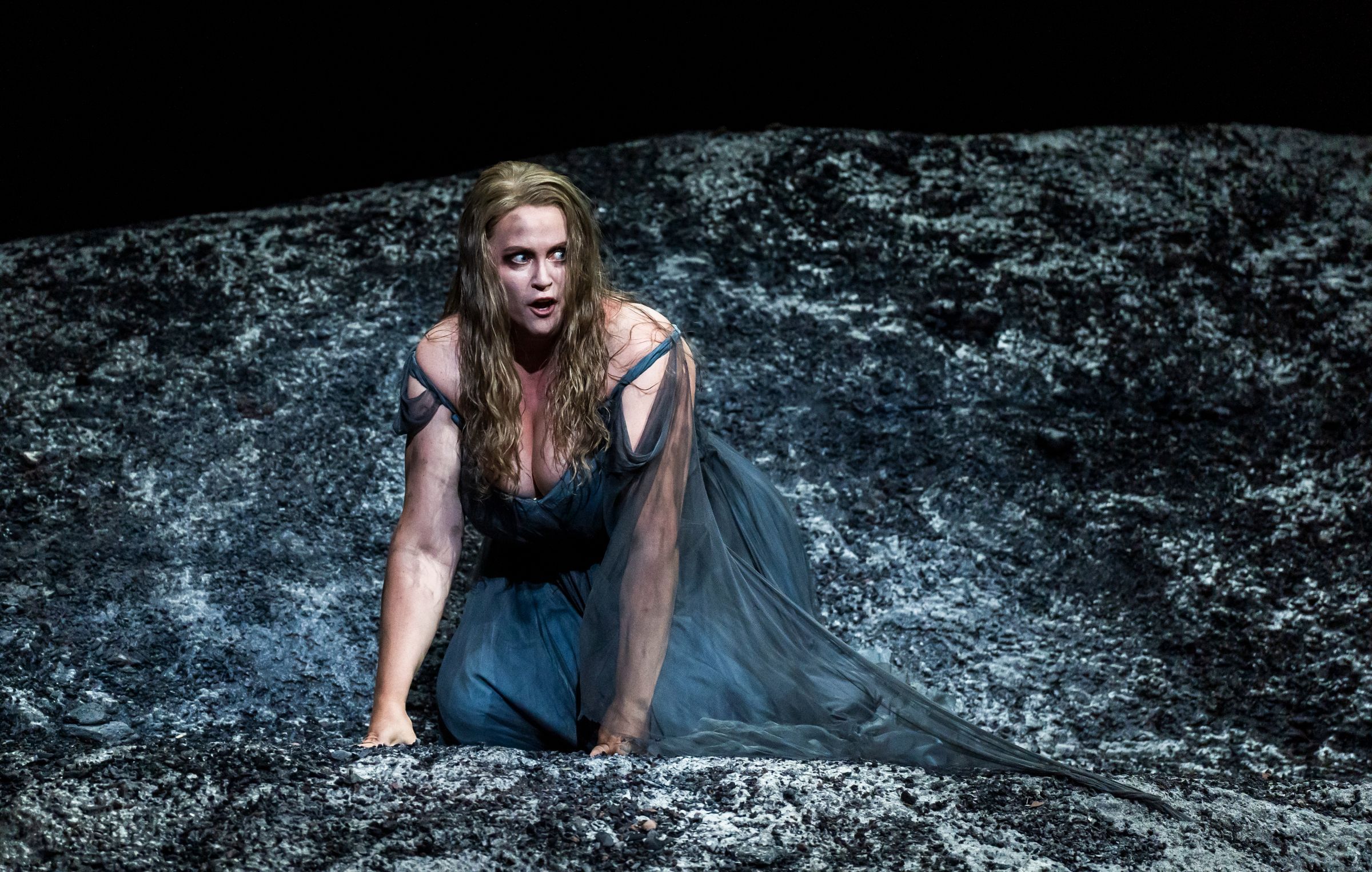 Rachel Willis-Sørensen (Ariadne) © Glyndebourne Productions Ltd. Photo: Tristram Kenton