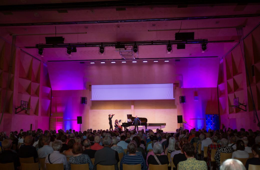 Concert in Tuupala School © Jonas Kukkonen | Kuhmon Kamarimusiikki