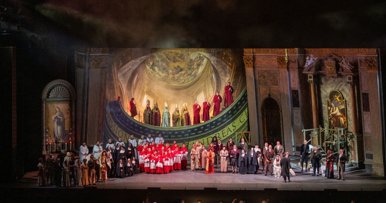 Tosca goes over the top at Torre del Lago &copy; Giorgio Andreuccetti