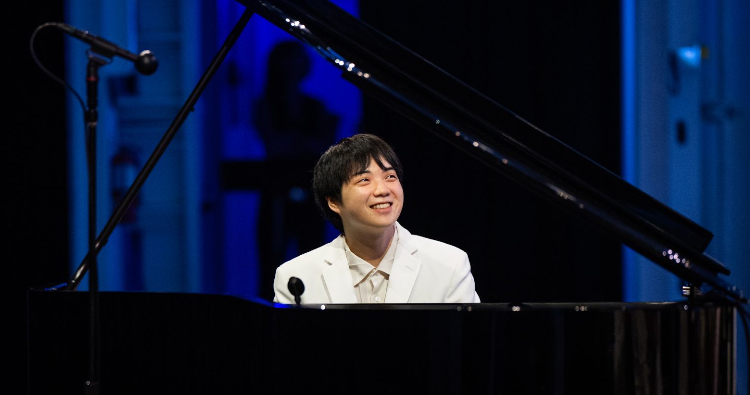 Mao Fujita makes LA debut in “forever young” Mozart at the Hollywood Bowl &copy; Elizabeth Asher for the LA Phil