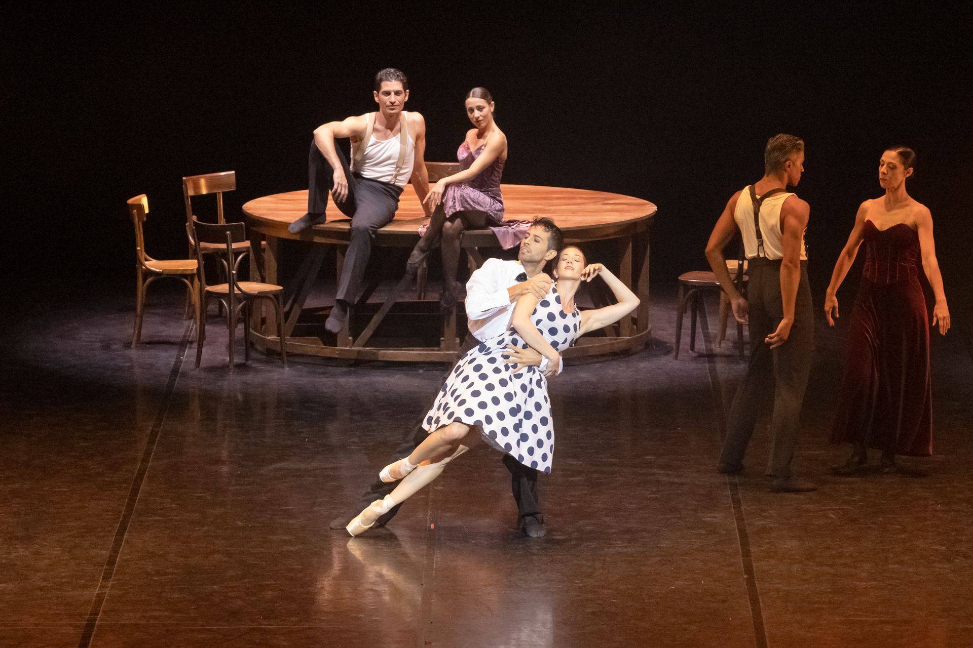 Corp di ballo del Teatro Massimo in <i>Contact Tango</i> &copy; Rosellina Garbo