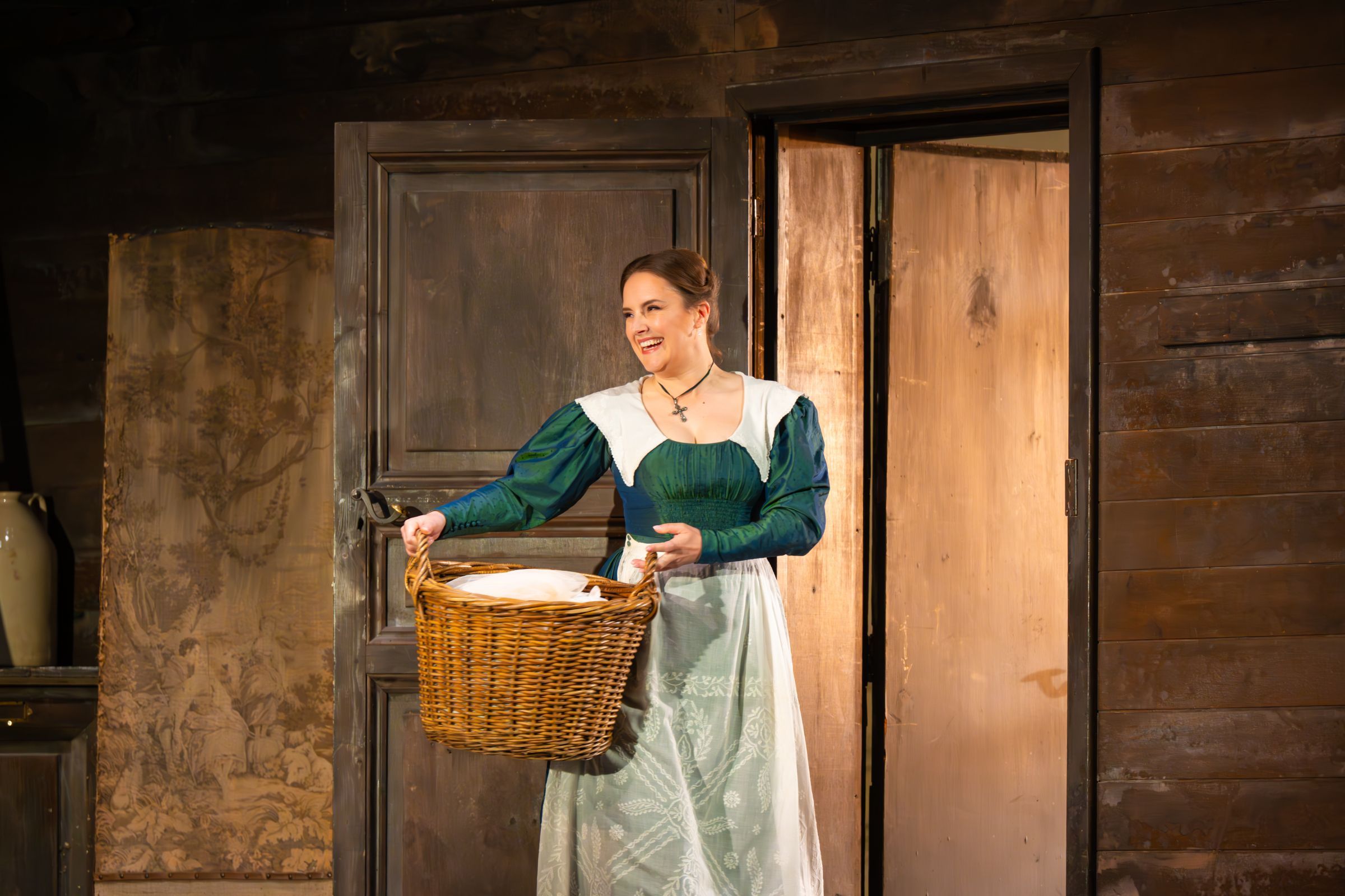 Louise Alder (Susanna) &copy; RBO | Mihaela Bodlovic