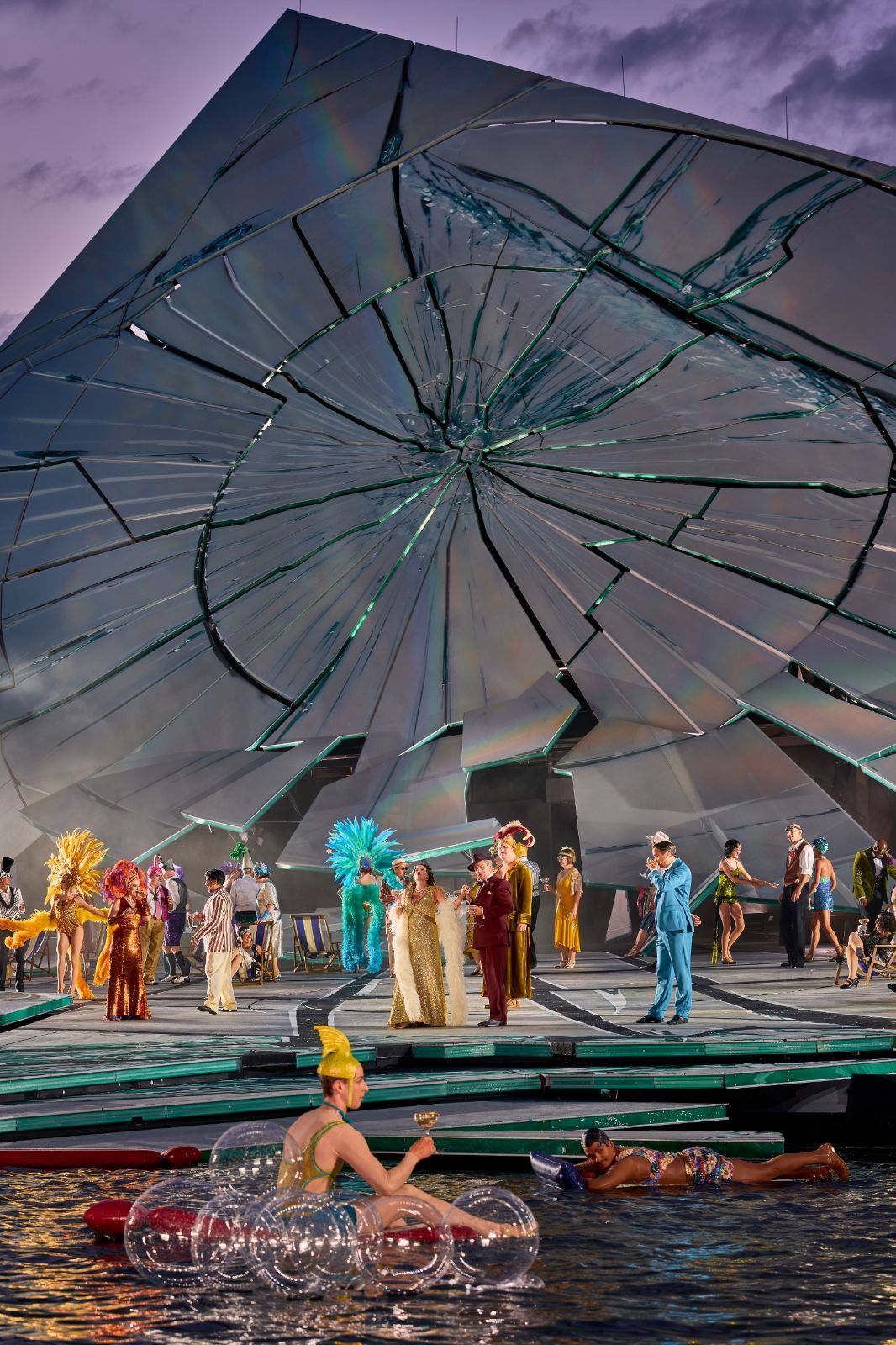 <i>La traviata</i> &copy; Bregenzer Festspiele | Anja Koehler