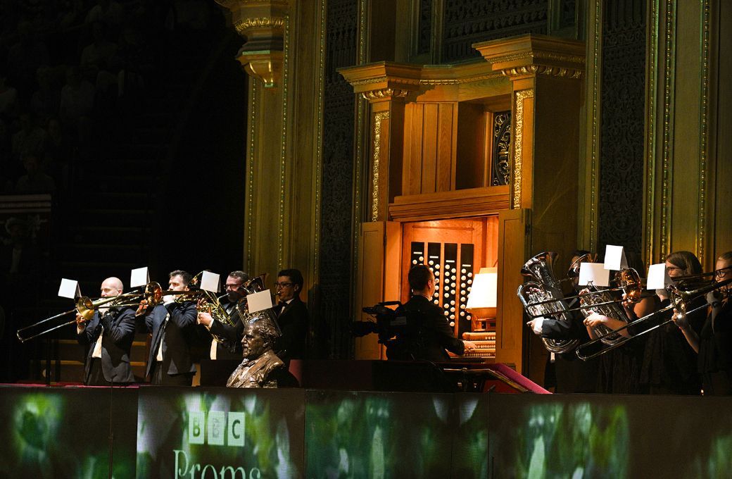 Richard Hills and the Sinfonia of London brass &copy; BBC | Chris Christodoulou
