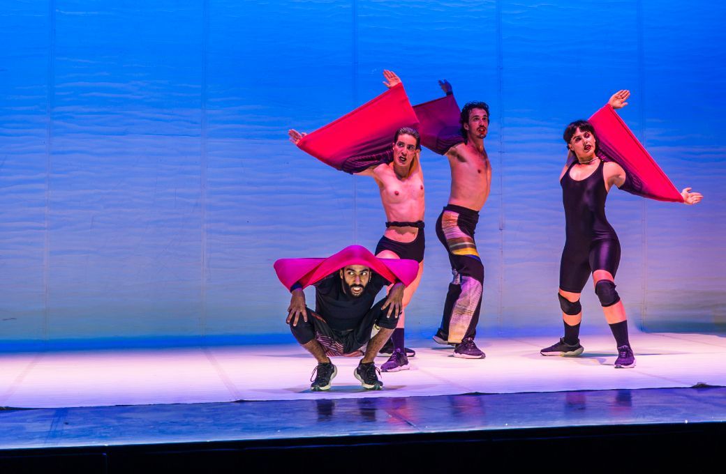 <i>Carca&ccedil;a</i> au festival Paris l'&eacute;t&eacute; &copy; Gestuelle