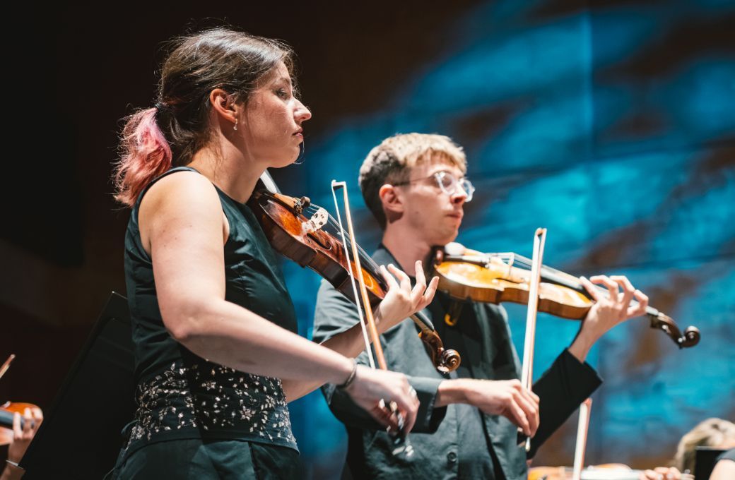 Maria Włoszczowska leads the Royal Northern Sinfonia © Thomas Jackson