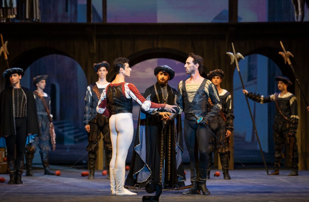 Michele Satriano as Romeo and Claudio Cocino as Tybalt in John Cranko&rsquo;s <i>Romeo and Juliet</i> &copy; Fabrizio Sansoni - Teatro dell'Opera di Roma