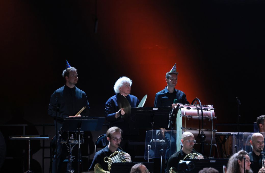 Simon Rattle au sein du VFCO &copy; Verbier Festival / Anne du Chastel