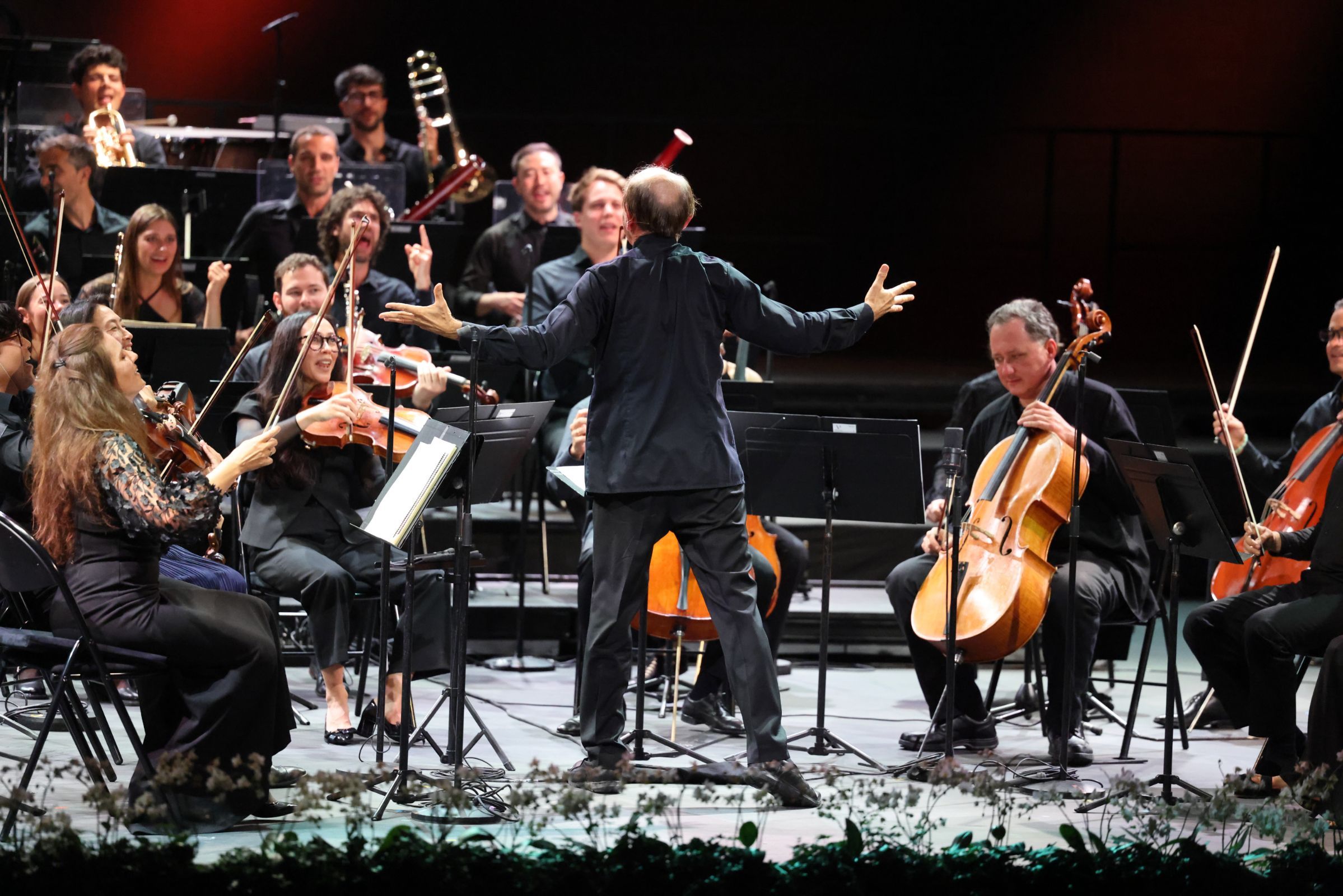 Gábor Takács-Nagy dirige le VFCO pour les 20 ans de l'orchestre &copy; Verbier Festival / Anne du Chastel